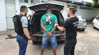 Durante opera&ccedil;&atilde;o em duas cidades, pol&iacute;cia prende 8 foragidos da Justi&ccedil;a