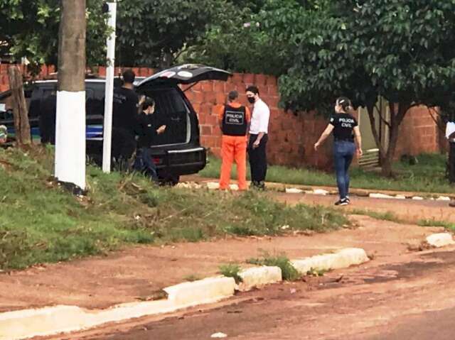 &ldquo;Ainda procuro explica&ccedil;&atilde;o&rdquo;, diz pai de Vit&oacute;ria ap&oacute;s reconstitui&ccedil;&atilde;o do crime