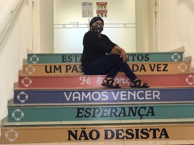 &ldquo;Escada da esperan&ccedil;a&rdquo; &eacute; presente emocionante para pacientes em hospital