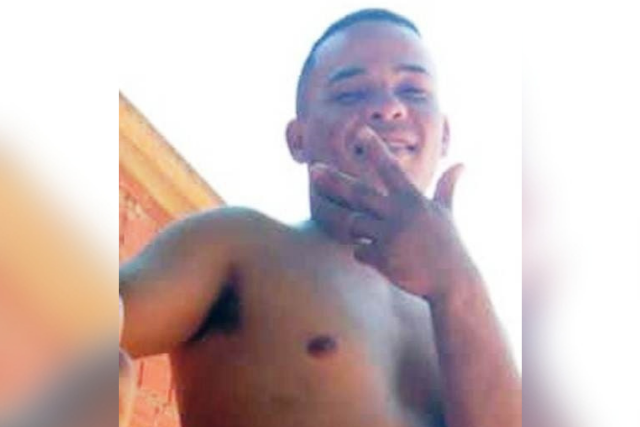 Jovem &eacute; executado na fronteira com tiro na cabe&ccedil;a ap&oacute;s discuss&atilde;o; autor foge
