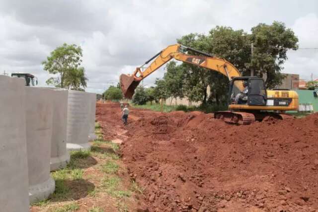 Projeto que vai asfaltar 10 bairros da Capital come&ccedil;a pela Vila Nasser