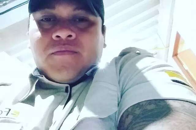 Motociclista morre ap&oacute;s fazer rotat&oacute;ria em alta velocidade e perder controle