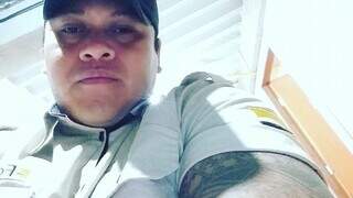 Motociclista morre ap&oacute;s fazer rotat&oacute;ria em alta velocidade e perder controle