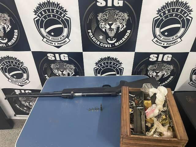 Pol&iacute;cia prende homem &quot;expert&quot; em armas que atirava contra ve&iacute;culos na BR-262