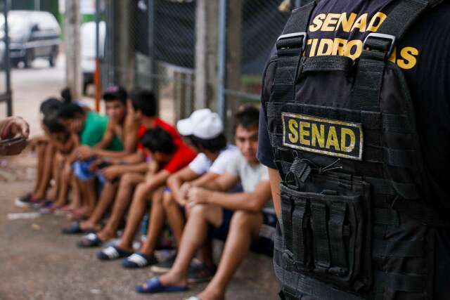 Dominado pelo crime, Paraguai v&ecirc; for&ccedil;a jovem cair nas m&atilde;os do tr&aacute;fico