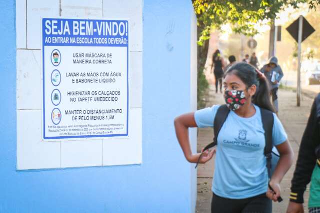 Maioria dos leitores concorda com adiamento das aulas na rede municipal