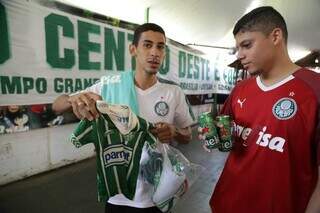 Camisa branca e chopp verde, Palmeirenses apostam em supersti&ccedil;&atilde;o para a final 