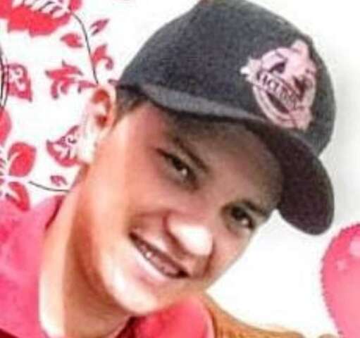 Homem morto a golpes de faca era borracheiro e tinha 27 anos de idade