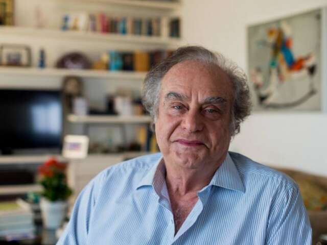 Morre Arnaldo Jabor, jornalista e diretor do cinema novo, aos 81 anos