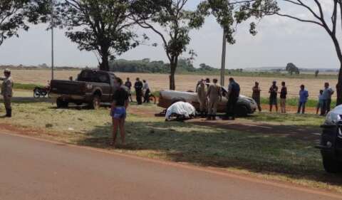 Homem morre ap&oacute;s colis&atilde;o frontal entre camionete e utilit&aacute;rio