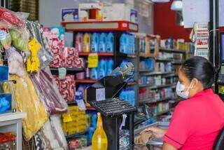 Sobe para R$ 1.350 sal&aacute;rio de funcion&aacute;rios de supermercados em MS