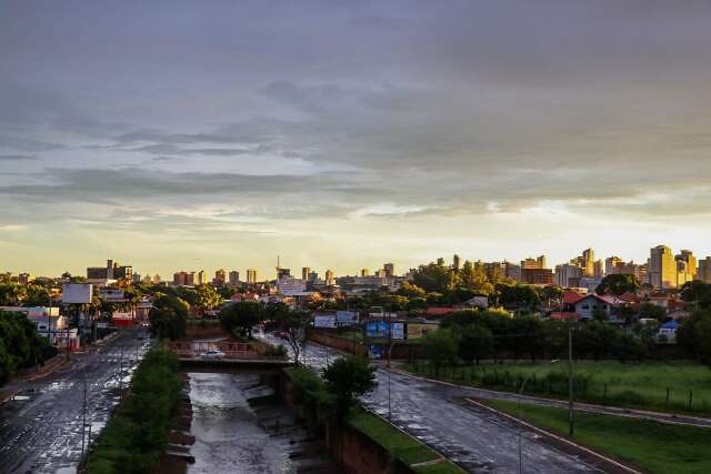 Previs&atilde;o &eacute; de mais chuva em MS e calor pode chegar aos 37&ordm;C