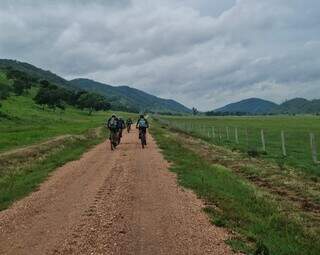 Na Serra da Bodoquena: prova vai reunir ciclistas em três categorias nas distâncias de 85 km, 68 km e 28 km (Foto: Divulgação)