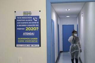 Interior de centro de testagem para detecção do coronavírus, em Campo Grande. (Foto: Marcos Maluf)