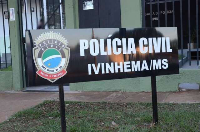 Crian&ccedil;a de 2 anos &eacute; encontrada na rua de madrugada ap&oacute;s m&atilde;e sair para festa