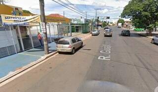 Escola fica na Rua Guia Lopes, a poucos metros de cruzamento onde aconteceu acidente. (Foto: Google Street View)