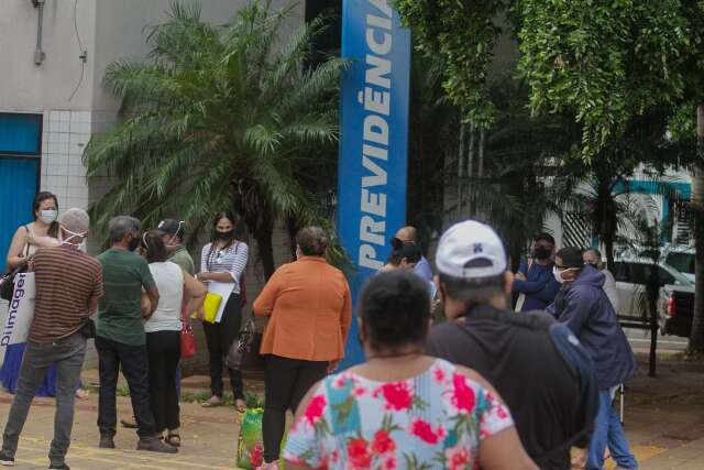 No feriado, INSS interrompe atendimento e pagamento aos benefici&aacute;rios