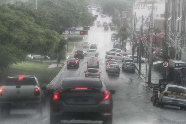 Apesar de tempestades, choveu menos do esperado para o m&ecirc;s de fevereiro