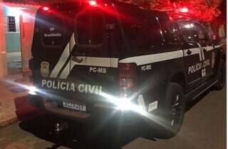 Estuprada sob amea&ccedil;a de faca, mulher consegue socorro ap&oacute;s andar 2 quil&ocirc;metros  