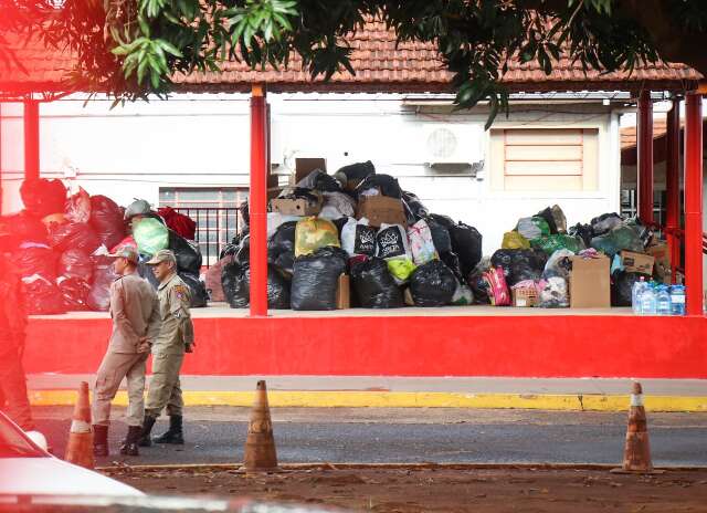 Sobra de doa&ccedil;&otilde;es a Petr&oacute;polis v&atilde;o para asilos e centros de caridade da Capital