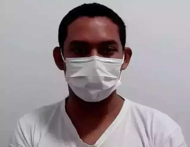 Pol&iacute;cia conclui que filho matou m&atilde;e com 30 facadas e diz ter provas suficientes 