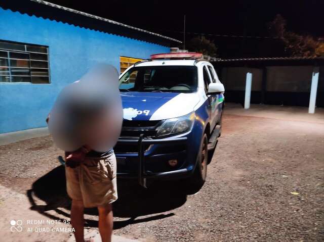 Pai &eacute; preso suspeito de ter estuprado a pr&oacute;pria filha de apenas 5 anos 