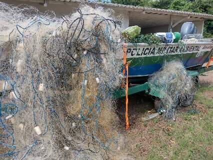 PMA apreende arsenal de pesca ilegal durante fiscalização no Rio Paraná