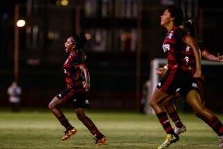 Flamengo e S&atilde;o Paulo ficam no empate de 1 a 1 no Brasileiro Feminino de Futebol