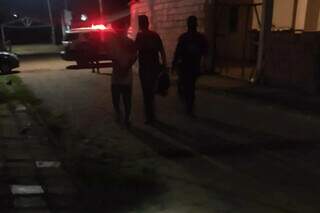 Homem foi preso e encaminhado para a Santa Casa de Campo Grande em estado grave. (Foto: Divulgação)