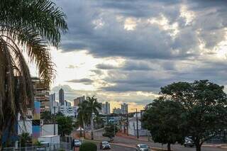 Vista de Campo Grande perto da Avenida Fernando Corrêa da Costa. (Foto: Henrique Kawaminami)