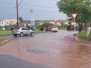 Lageado registra enxurrada em menos de 30 minutos de chuva