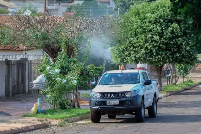 Fumac&ecirc; percorre ruas de Campo Grande para intensificar combate &agrave; dengue