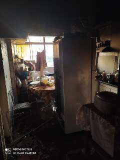 Veja imagens de como ficou apartamento na 15 de Novembro após incêndio 