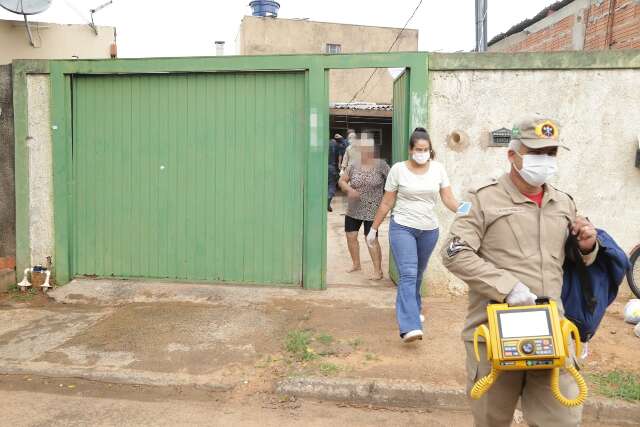 Tio encontra sobrinho de 16 anos morto a tiro 