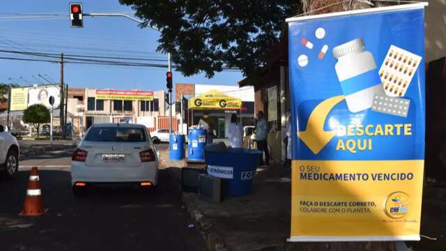 D&aacute; tempo: drive-thru para descarte de rem&eacute;dios e eletr&ocirc;nicos termina hoje