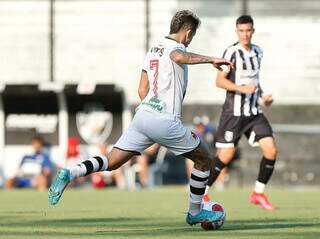 Com reservas, Vasco bate Resende e vai encarar o Flamengo na semifinal