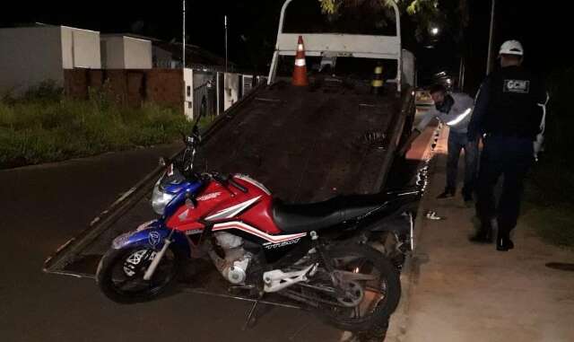 Motocicleta com mais de R$ 61 mil em multas &eacute; apreendida no Bairro Nova Lima 
