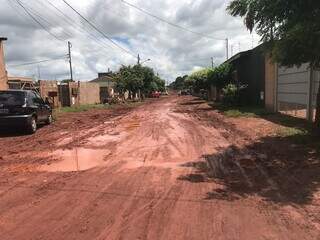 Temporal deixou muito barro, transtorno e at&eacute; &ocirc;nibus atolado no Bom Retiro