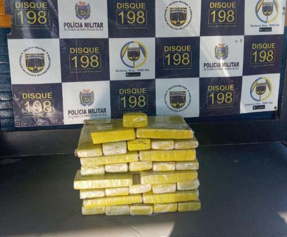 A caminho do PR, mulheres s&atilde;o presas com R$ 80,2 mil em maconha 