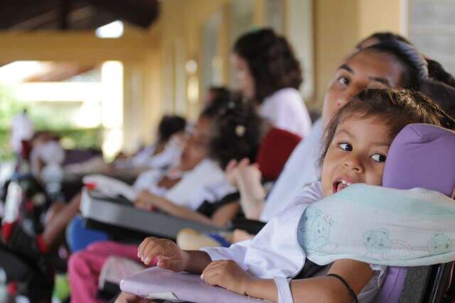 Para continuar atendimento infantil, Cotolengo promove 5&ordm; costel&atilde;o drive-thru