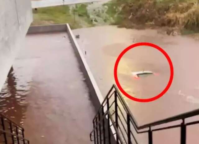 Academia havia cobrado melhorias em rua que foi alagada durante tempestade 