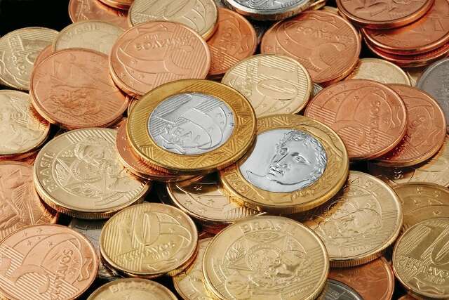 Enquete aponta que 74% leitores t&ecirc;m menos de R$ 2 &quot;esquecidos&quot; no banco