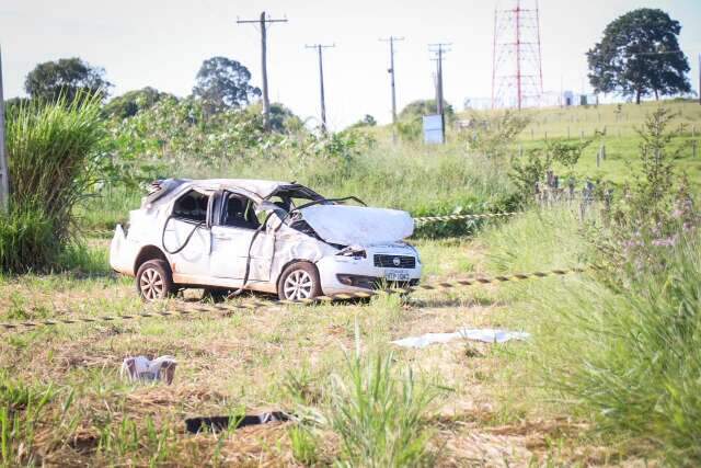 Corpo de idosa ficou dilacerado e testemunha viu carro girando no ar