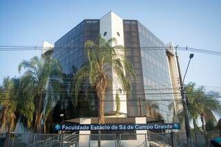 Além da unidade TV Morena, a Estácio tem uma no Centro, na Avenida Fernando Corrêa da Costa. (Foto: Carlos Júnior/Estácio Campo Grande)