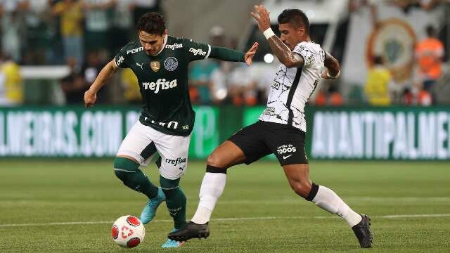 Palmeiras vence o Corinthians por 2 a 1 e mant&eacute;m excelente campanha no Paulist&atilde;o