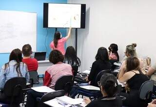 Estácio oferece metodologia diferenciada e condições especiais aos alunos. (Foto: Carlos Júnior/Estácio Campo Grande)