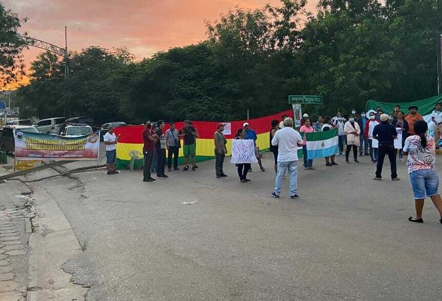 Milhares de bolivianos fazem protesto