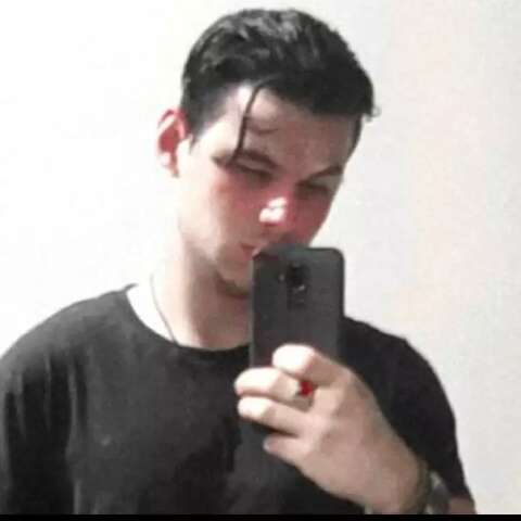 &quot;Estou desesperada&quot;, diz av&oacute; que procura neto de 18 anos desaparecido na Capital