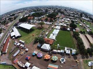 Vista aérea do Parque de Exposições Laucídio Coelho, em Campo Grande. (Foto: Divulgação)
