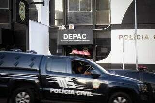 Depac Centro, onde o caso foi registrado como homicídio culposo. (Foto: Henrique Kawaminami)